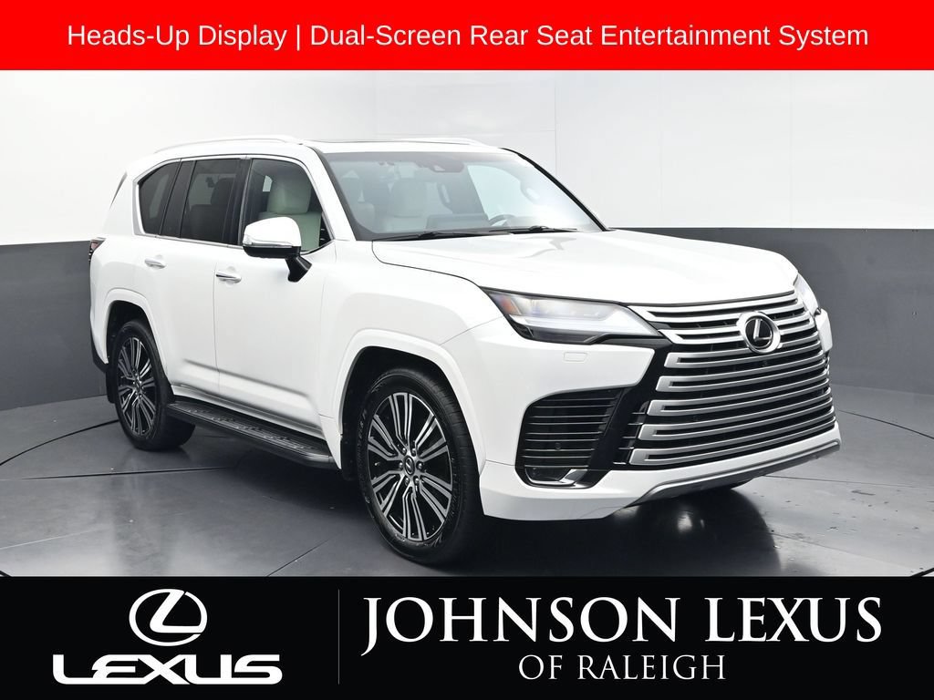 Used 2023 Lexus LX 600 4WD w/ Luxury Package image 3