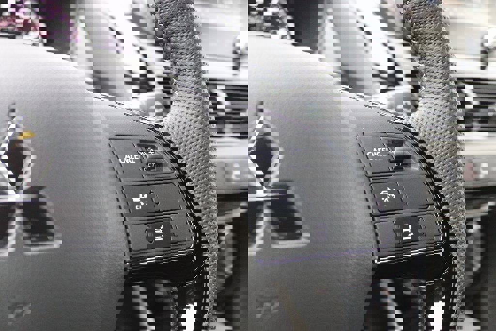 New 2025 Mitsubishi Eclipse Cross Black Edition image 6