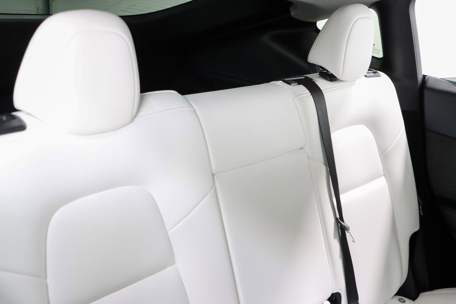 Used 2023 Tesla Model Y AWD image 25