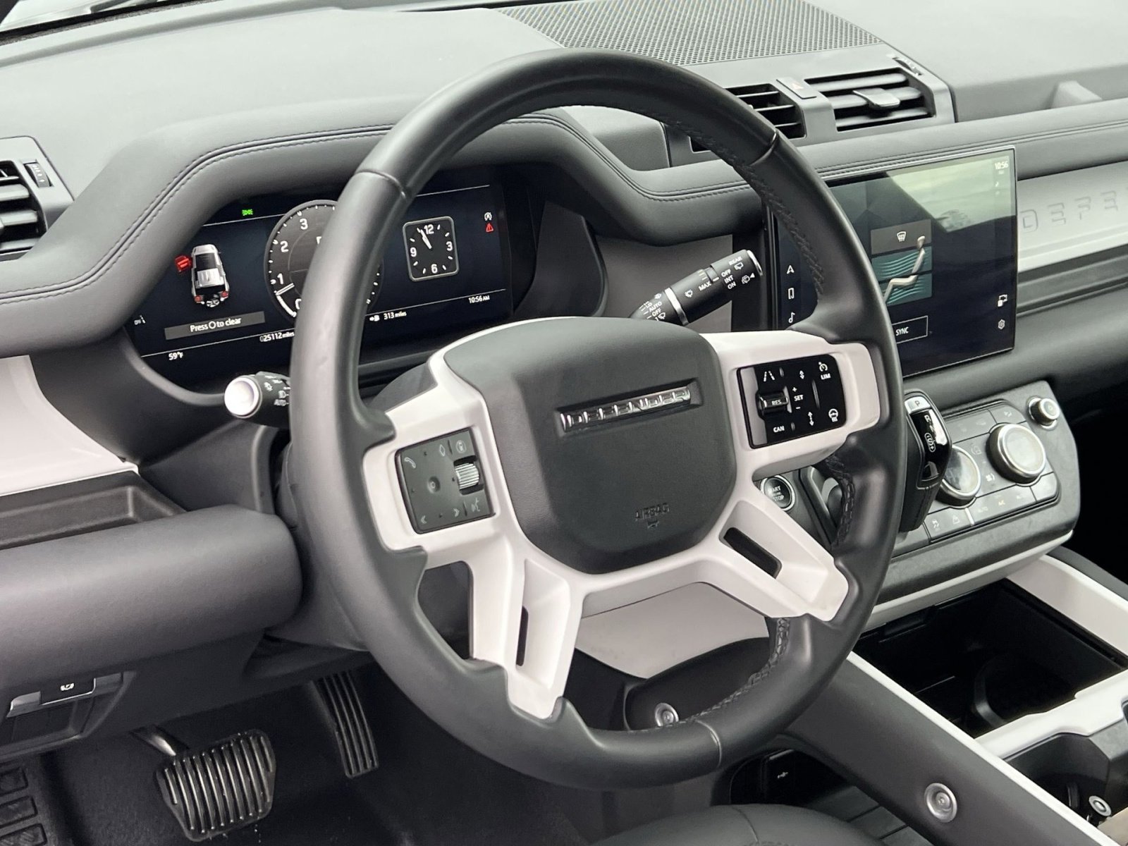 Used 2025 Land Rover Defender 110 S image 14