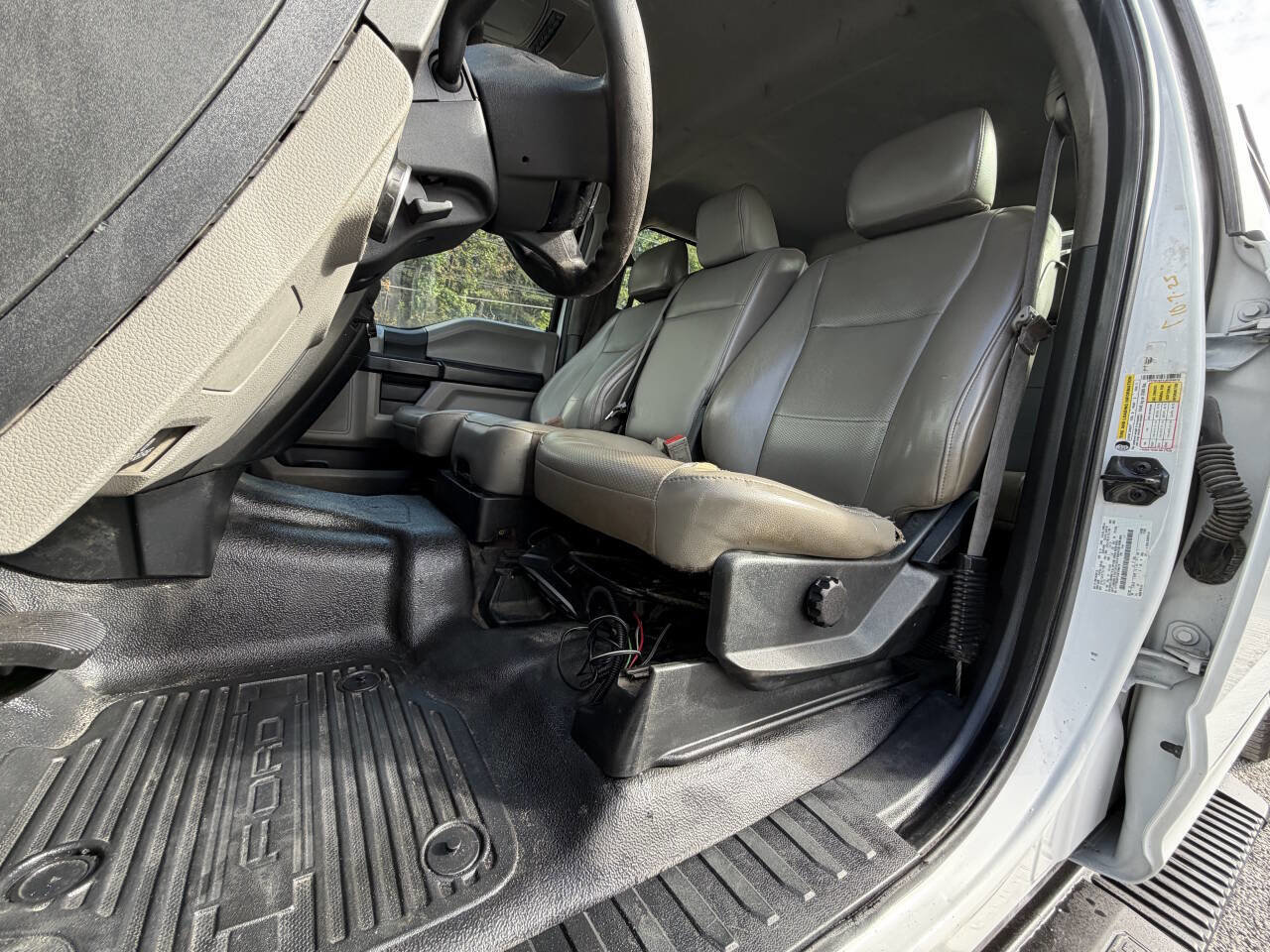 Used 2018 Ford F250 XL w/ Power Equipment Group image 26