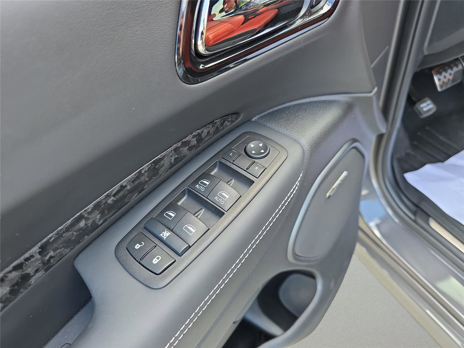 Used 2024 Dodge Durango SRT Hellcat image 40
