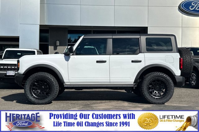 New 2025 Ford Bronco 4-Door image 7