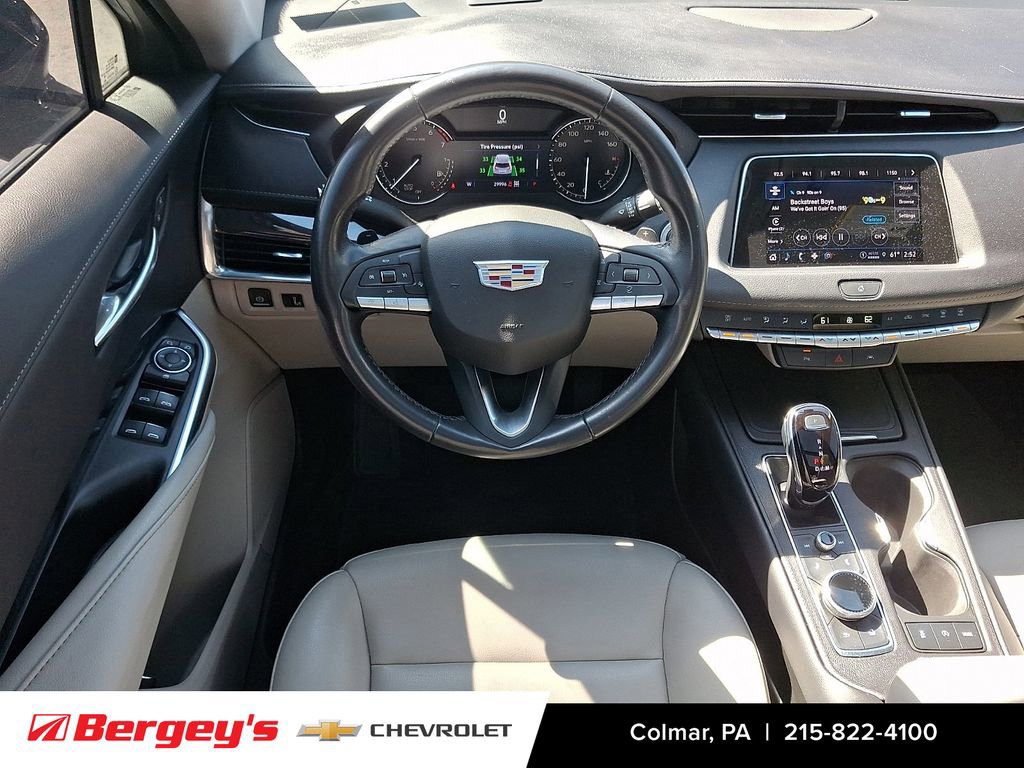 Certified 2022 Cadillac XT4 Luxury w/ Driver Awareness Package AWD/4WD image 14