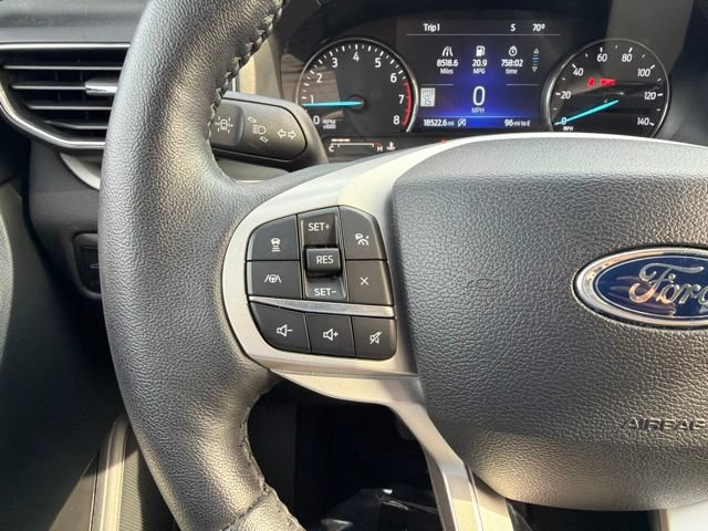 Used 2024 Ford Explorer XLT w/ Equipment Group 202A AWD/4WD image 30