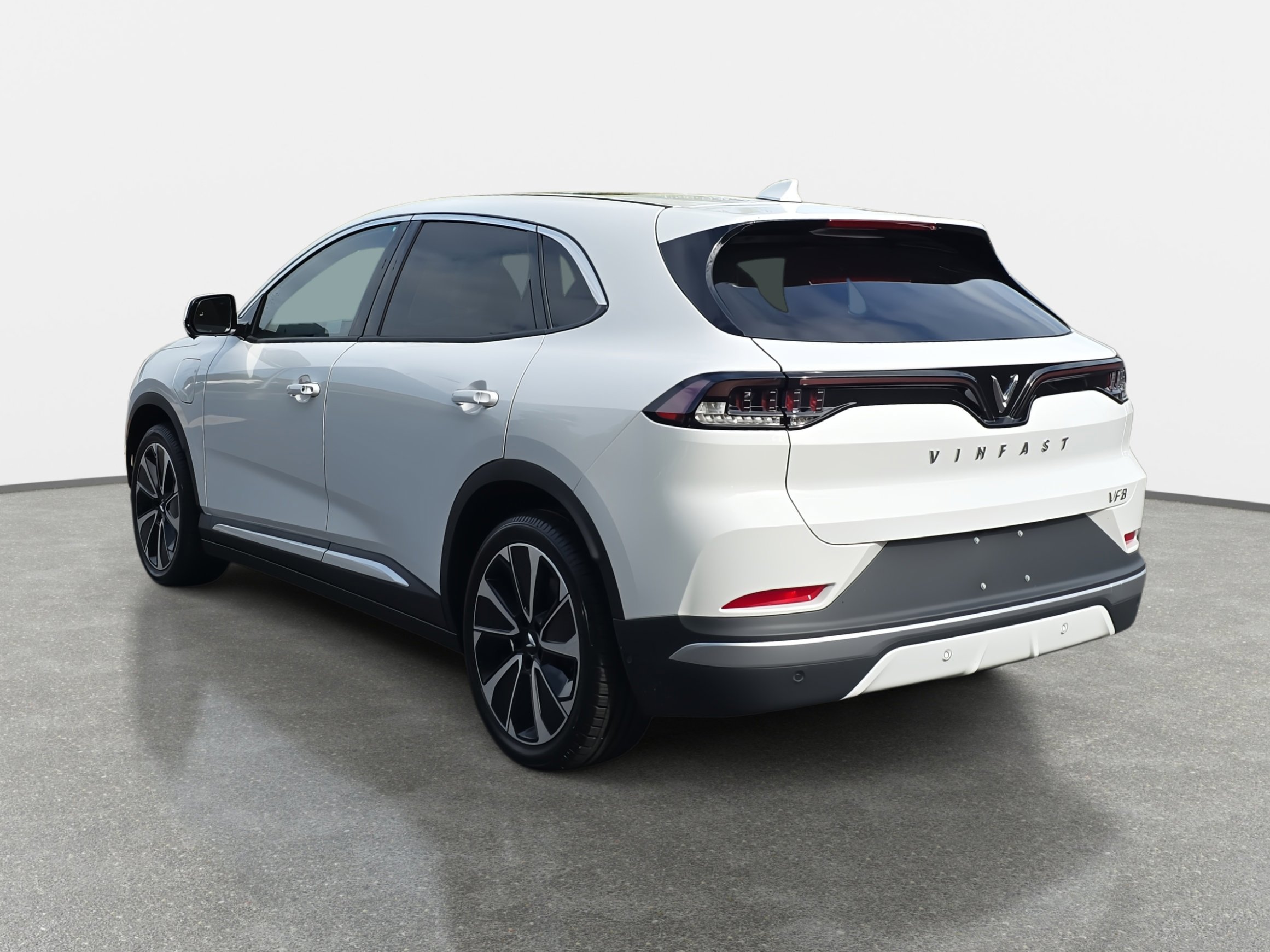 New 2025 VinFast VF 8 Plus image 7