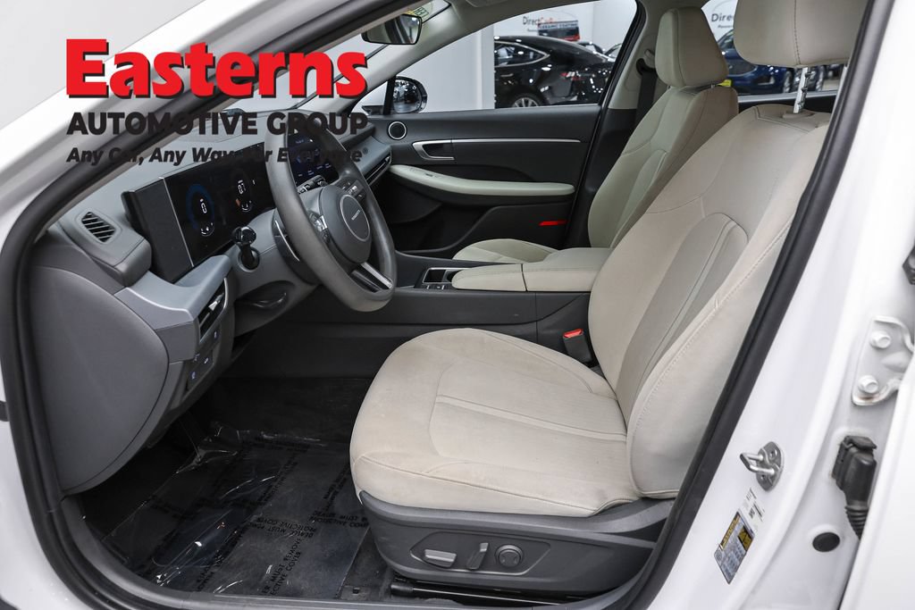 Used 2024 Hyundai Sonata SEL FWD image 14