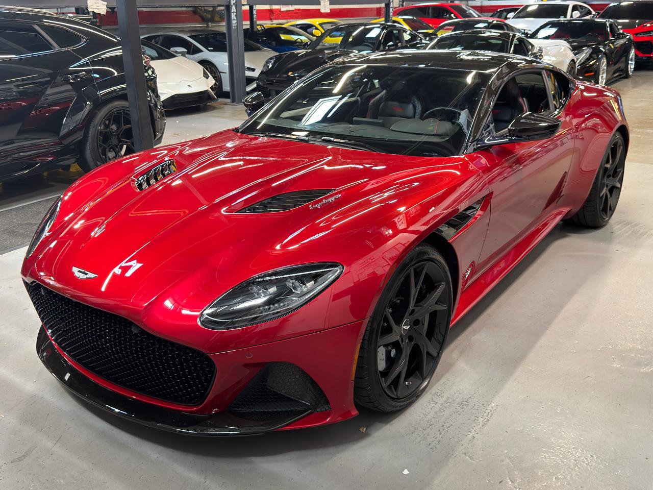 Used 2019 Aston Martin DBS Superleggera RWD image 12