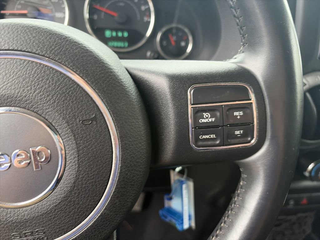 Used 2013 Jeep Wrangler Sport AWD/4WD image 20