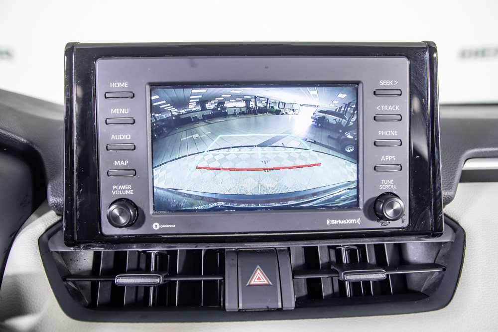 Used 2021 Toyota RAV4 XLE w/ Carpet Mat Package (TMS) FWD image 26