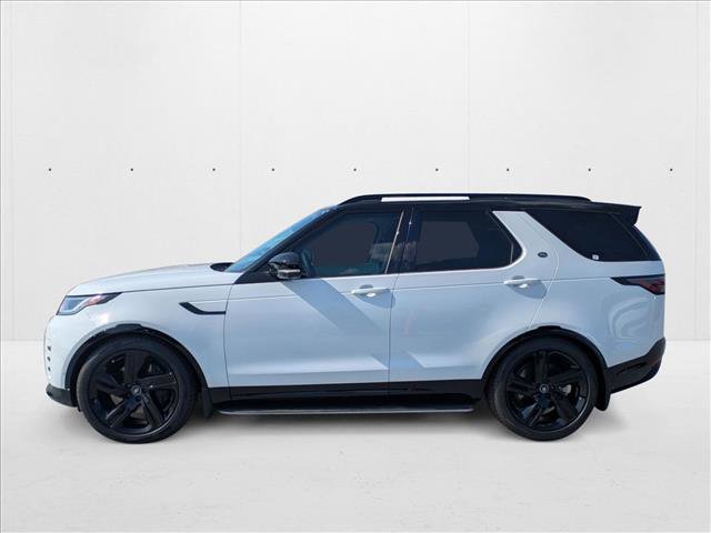 New 2025 Land Rover Discovery Dynamic SE image 5