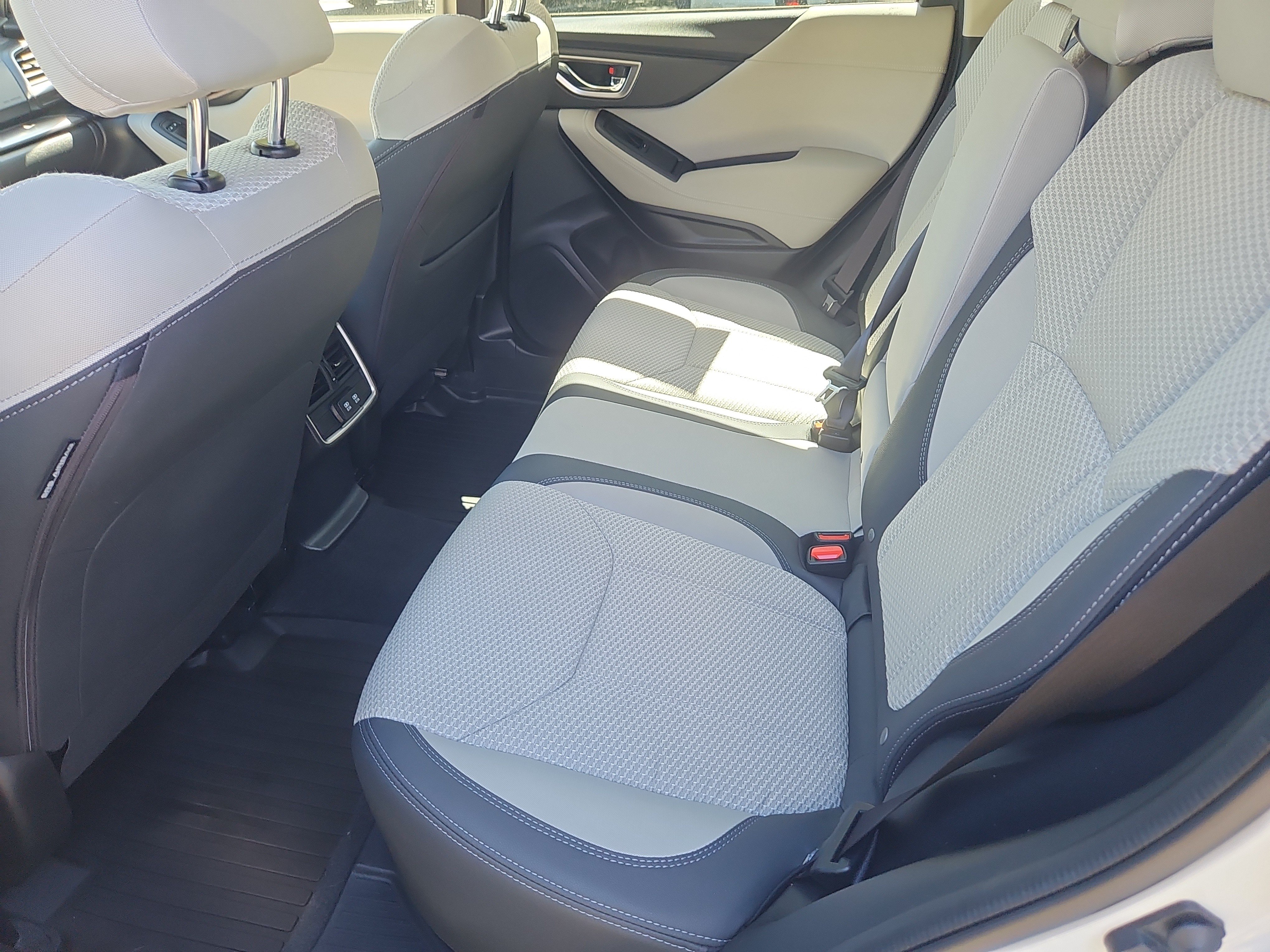 Certified 2023 Subaru Forester Premium AWD/4WD image 30