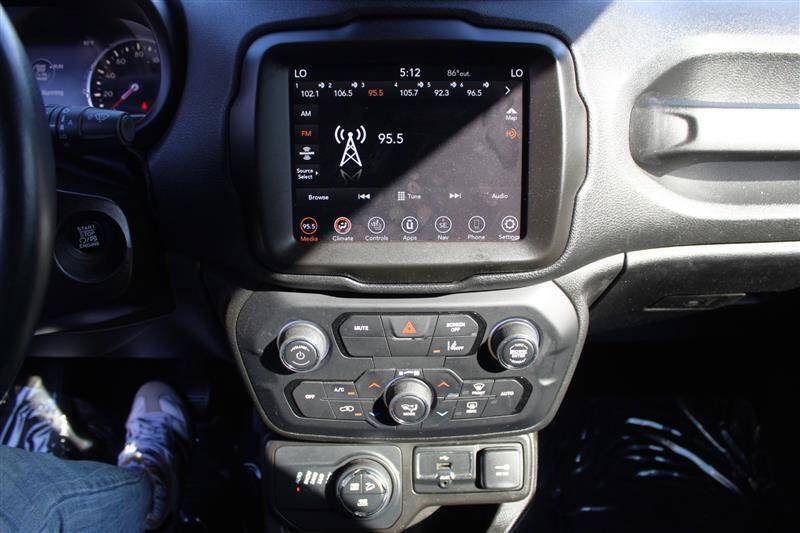 Used 2021 Jeep Renegade Trailhawk AWD/4WD image 18