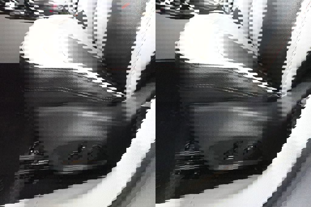 Used 2021 Jeep Compass Limited image 11