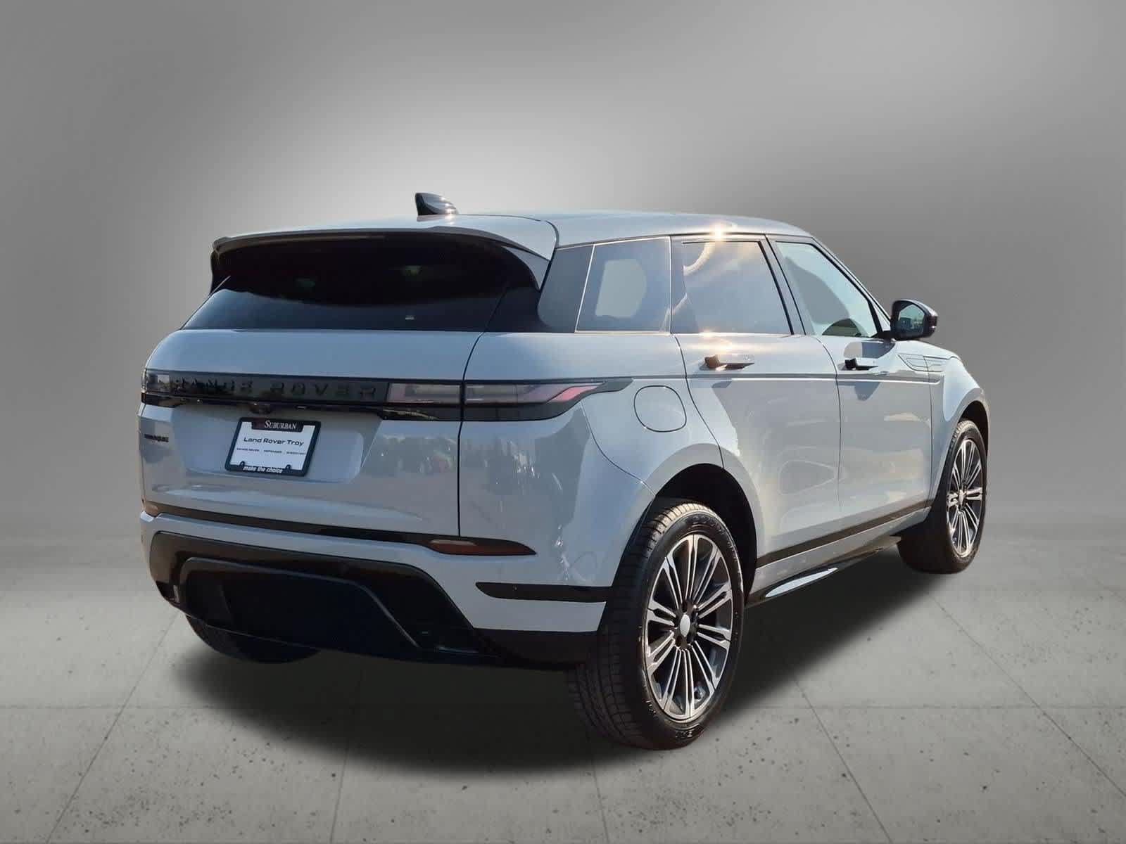 Certified 2026 Land Rover Range Rover Evoque Dynamic SE AWD/4WD image 6