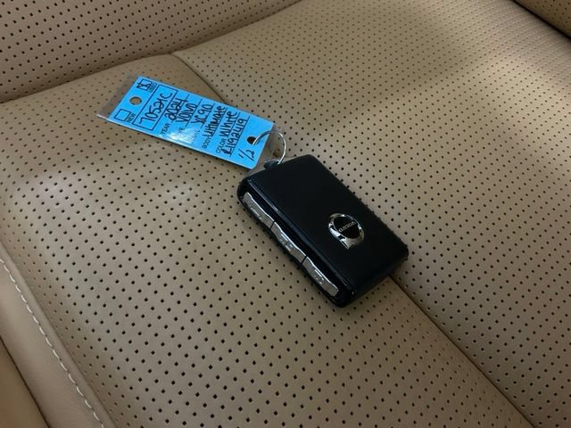 Used 2024 Volvo XC90 T8 Ultimate w/ Protection Package Premier AWD/4WD image 47