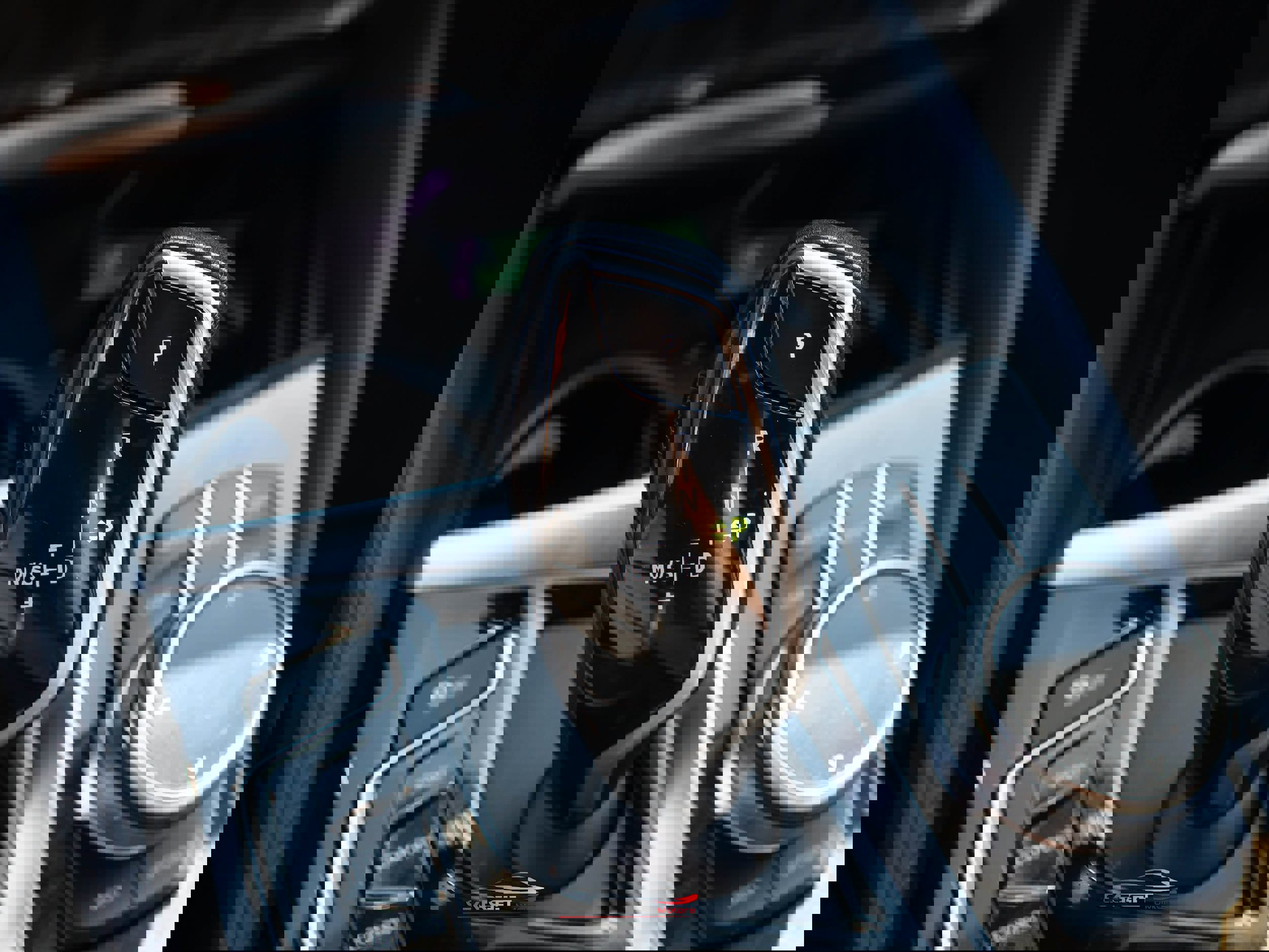 Used 2019 BMW 540i w/ M Sport Package image 36