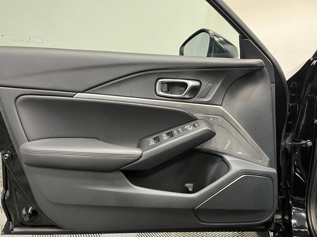 Certified 2025 Acura Integra image 13