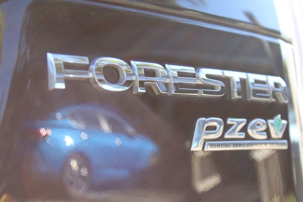 Used 2017 Subaru Forester 2.5i Premium w/ All-Weather Package image 30