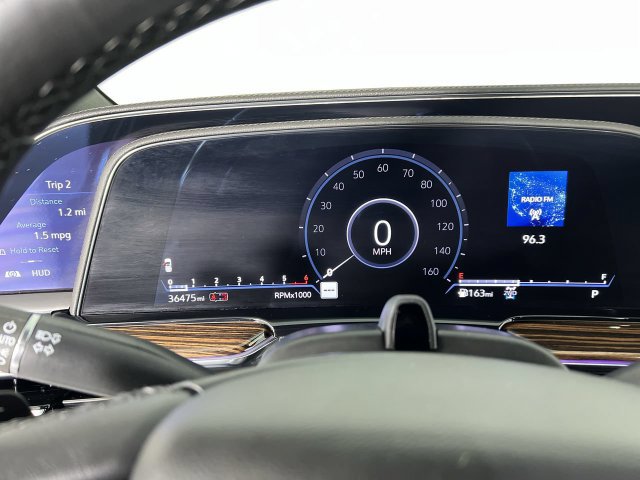 Certified 2023 Cadillac Escalade Premium Luxury AWD/4WD image 11