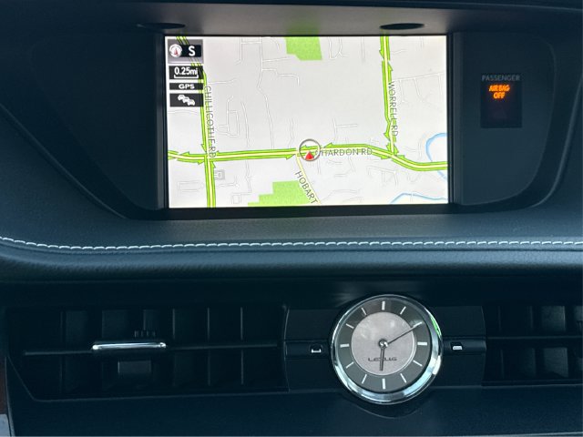 Used 2018 Lexus ES 350 w/ Luxury Package w/Wood Trim FWD image 30