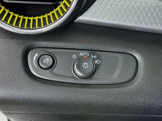 New 2026 Chevrolet Trax LT w/ Driver Confidence Package FWD image 12