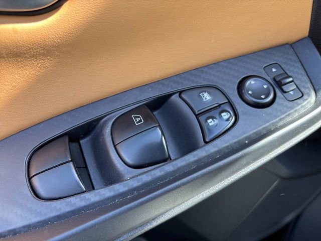 Certified 2023 Nissan Sentra SV w/ SV Premium Package FWD image 5