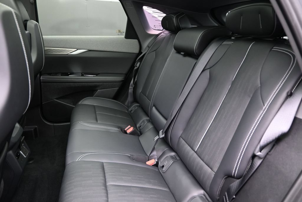New 2027 Cadillac Optiq Premium Sport w/ LPO, Floor Liner Package AWD/4WD image 30