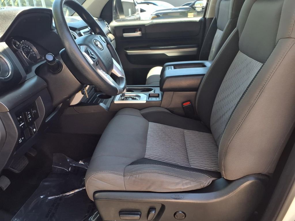 Certified 2017 Toyota Tundra SR5 w/ SR5 Upgrade Package image 18
