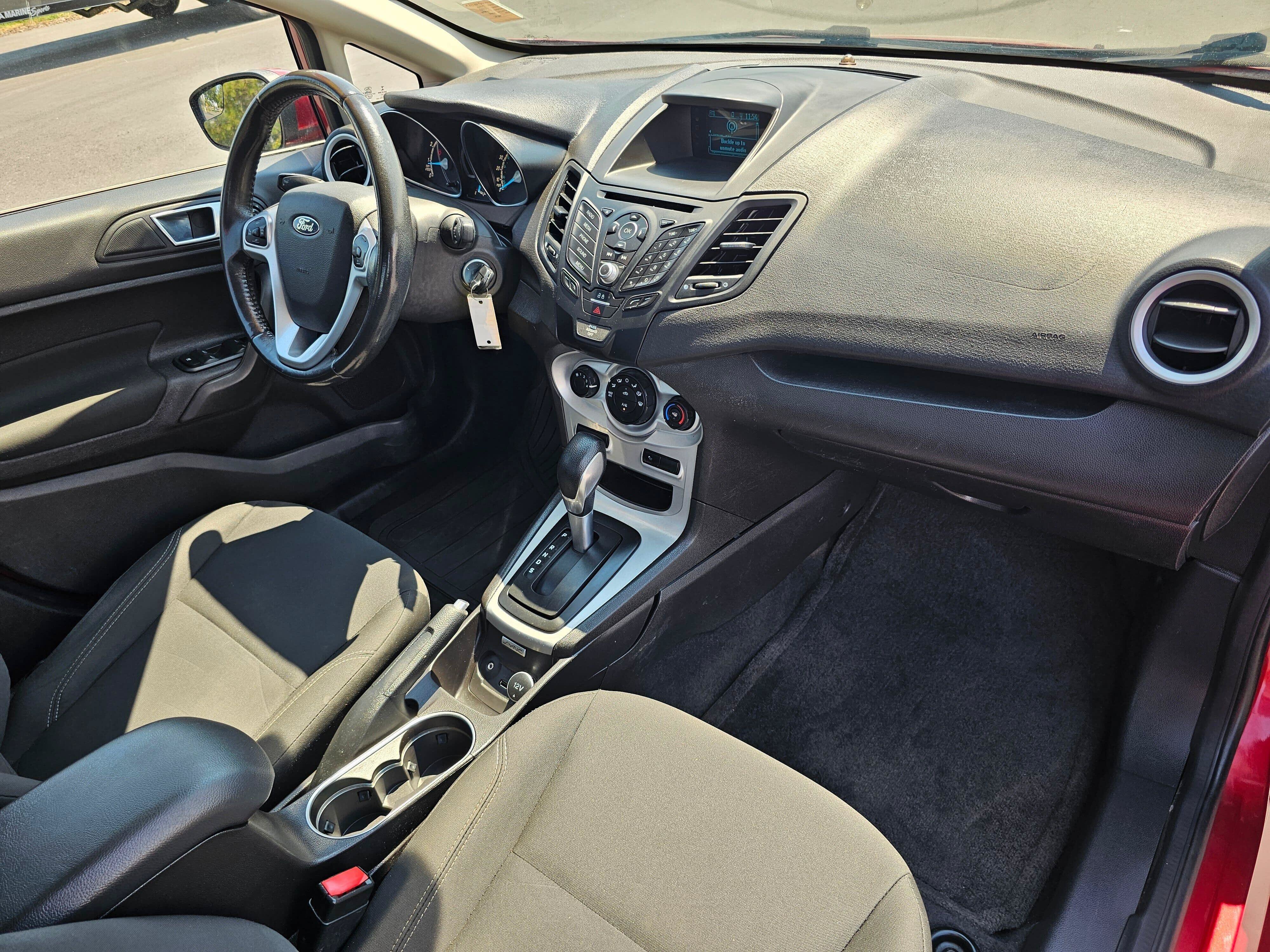 Used 2016 Ford Fiesta SE FWD image 11