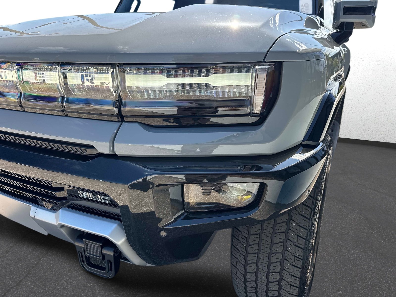 Used 2025 GMC Hummer EV 3X AWD/4WD image 9