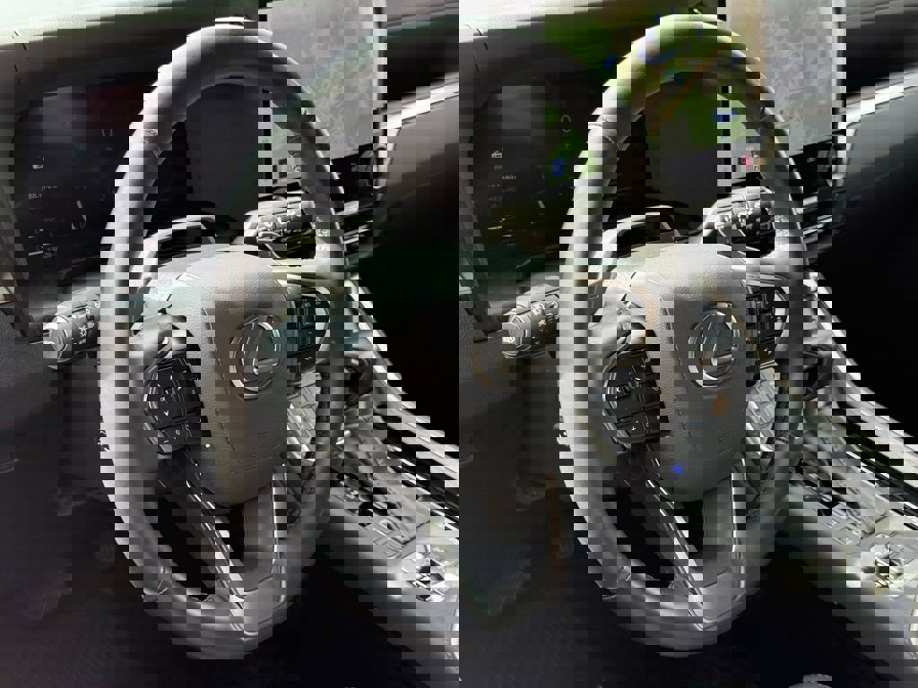 Certified 2024 Lexus GX 550 image 15