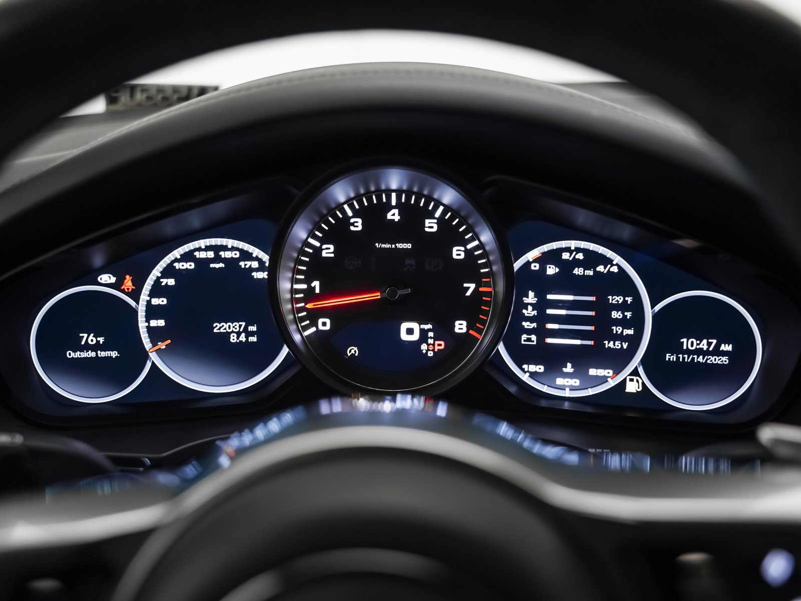 Used 2023 Porsche Cayenne S w/ Premium Package image 18