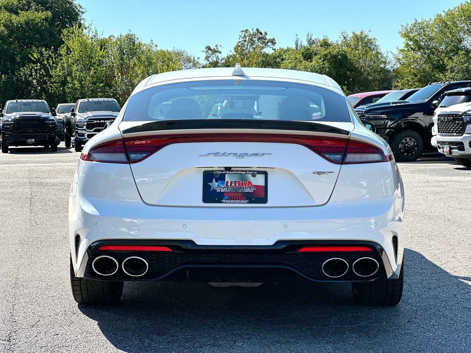 Used 2022 Kia Stinger GT1 RWD image 14