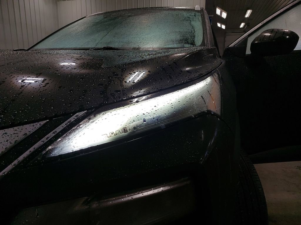 Used 2023 Nissan Rogue SV w/ SV Premium B Package image 32