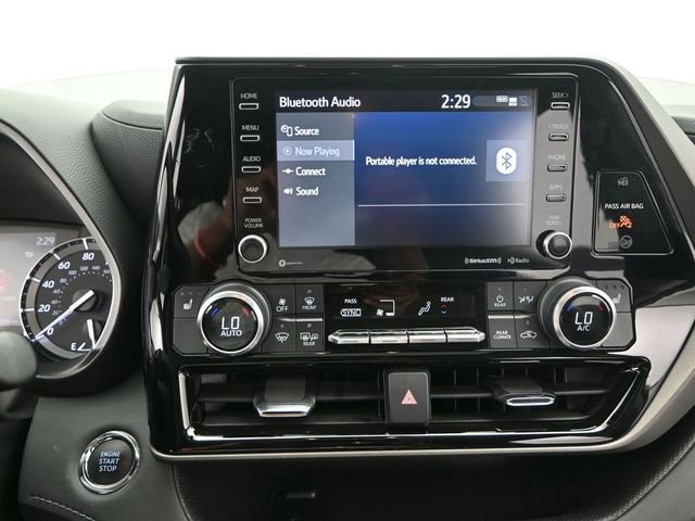 Used 2022 Toyota Highlander XLE image 21