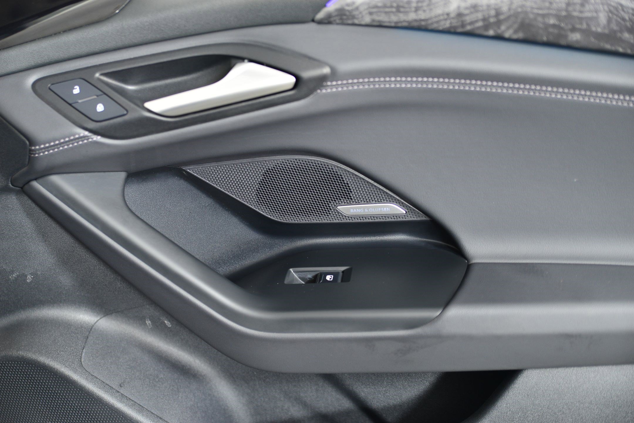 Certified 2025 Audi A6 e-tron Premium Plus w/ Premium Plus image 14