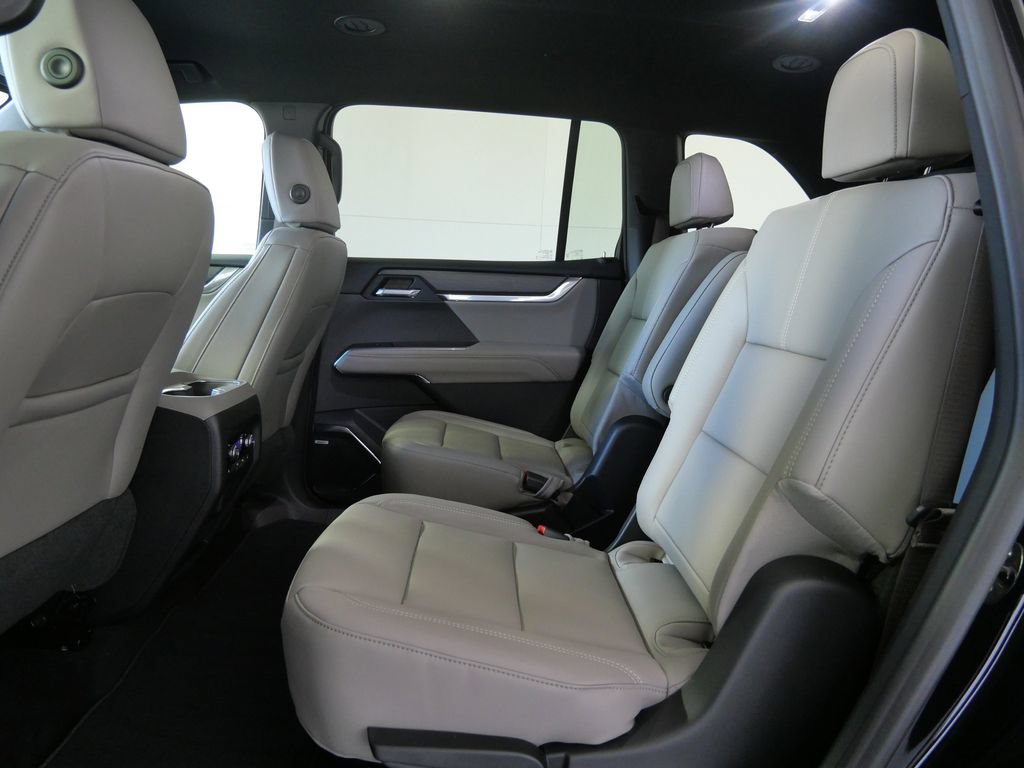 New 2026 GMC Acadia Elevation w/ Elevation Premium Package AWD/4WD image 14