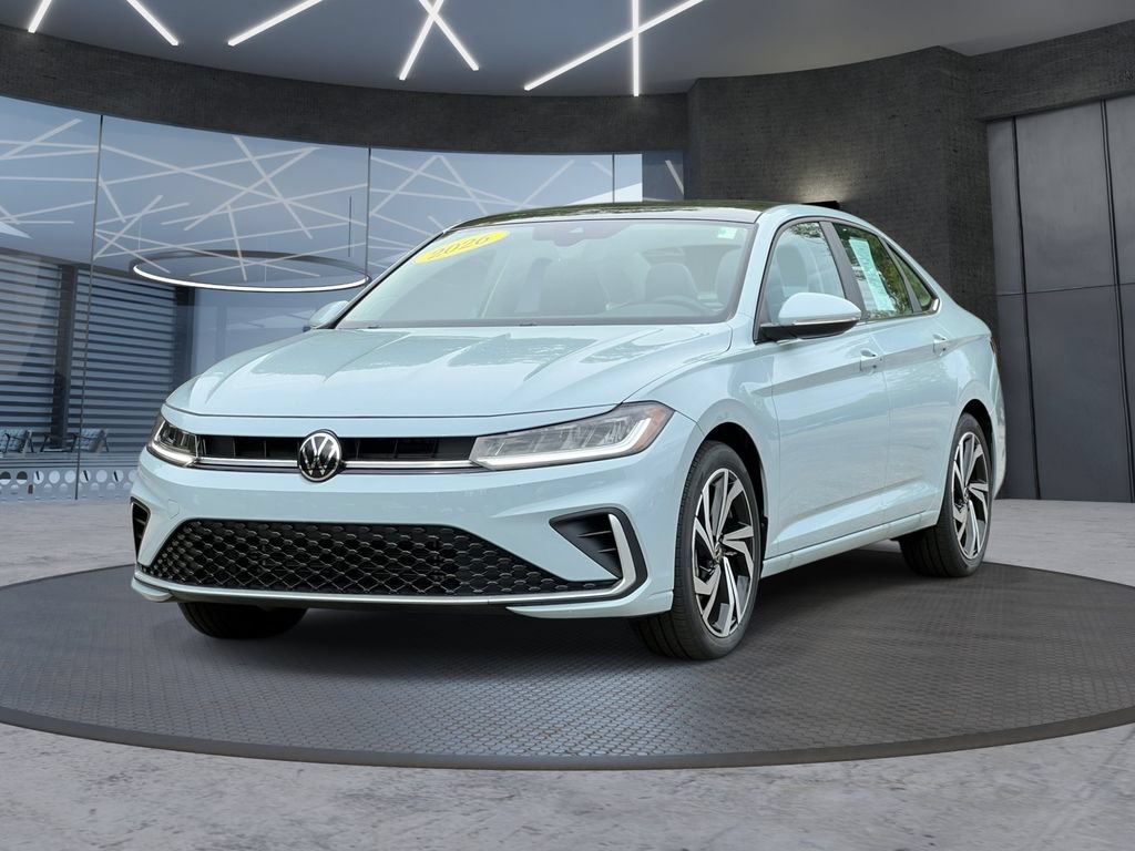 Used 2026 Volkswagen Jetta SEL FWD image 2