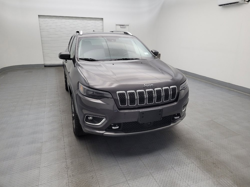 Used 2019 Jeep Cherokee Overland w/ Technology Group image 14