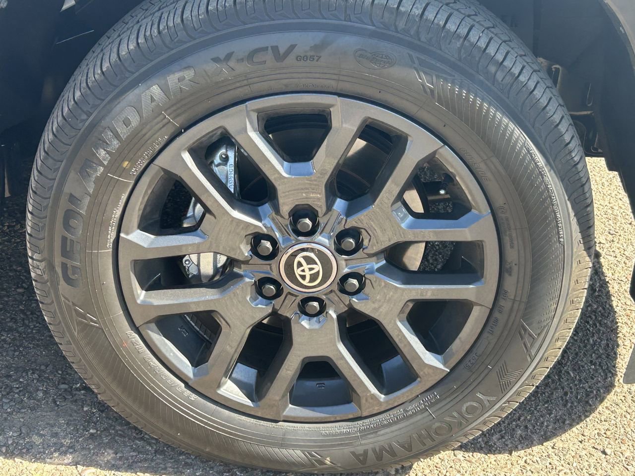 Used 2026 Toyota Sequoia Platinum AWD/4WD image 9