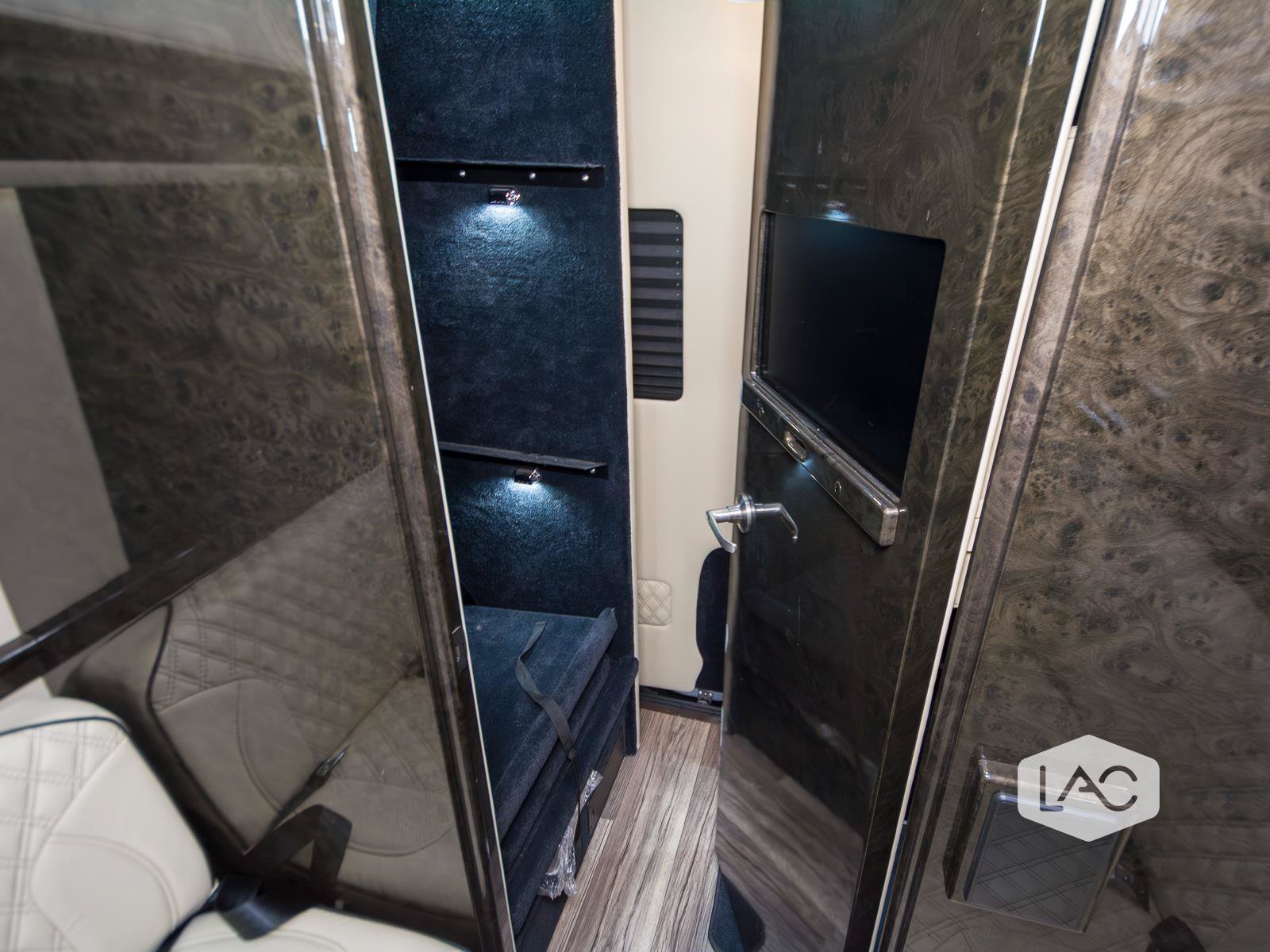 Used 2020 Mercedes-Benz Sprinter 3500 image 13