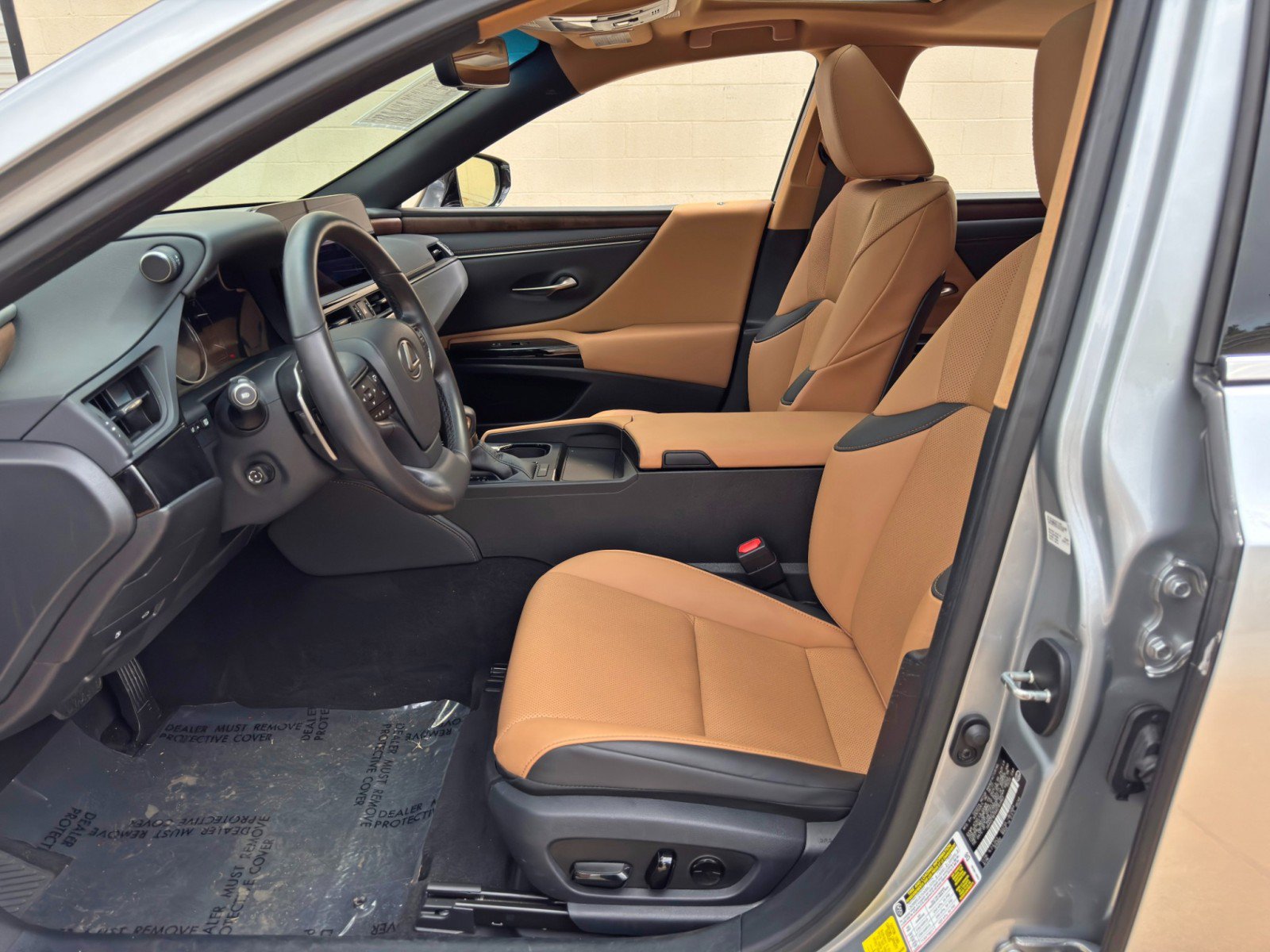 Used 2024 Lexus ES 350 w/ Premium Package FWD image 17