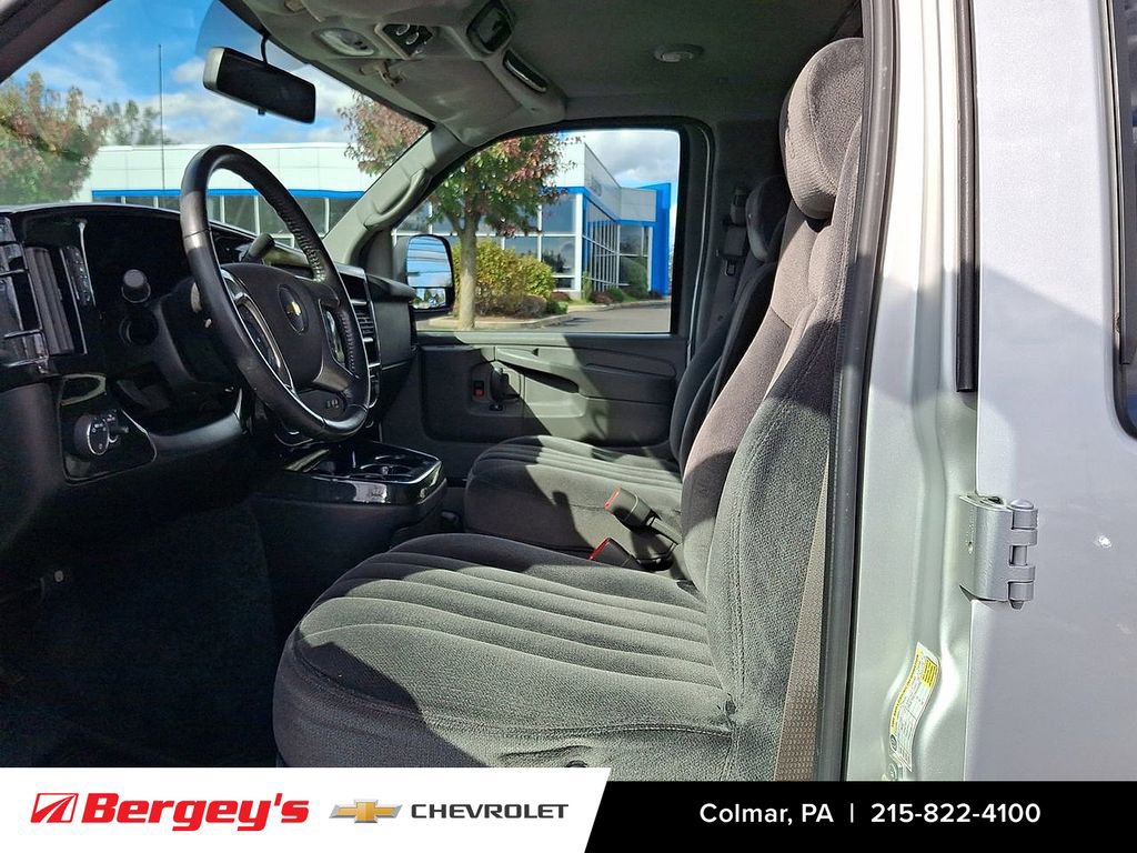 Used 2014 Chevrolet Express 1500 image 19