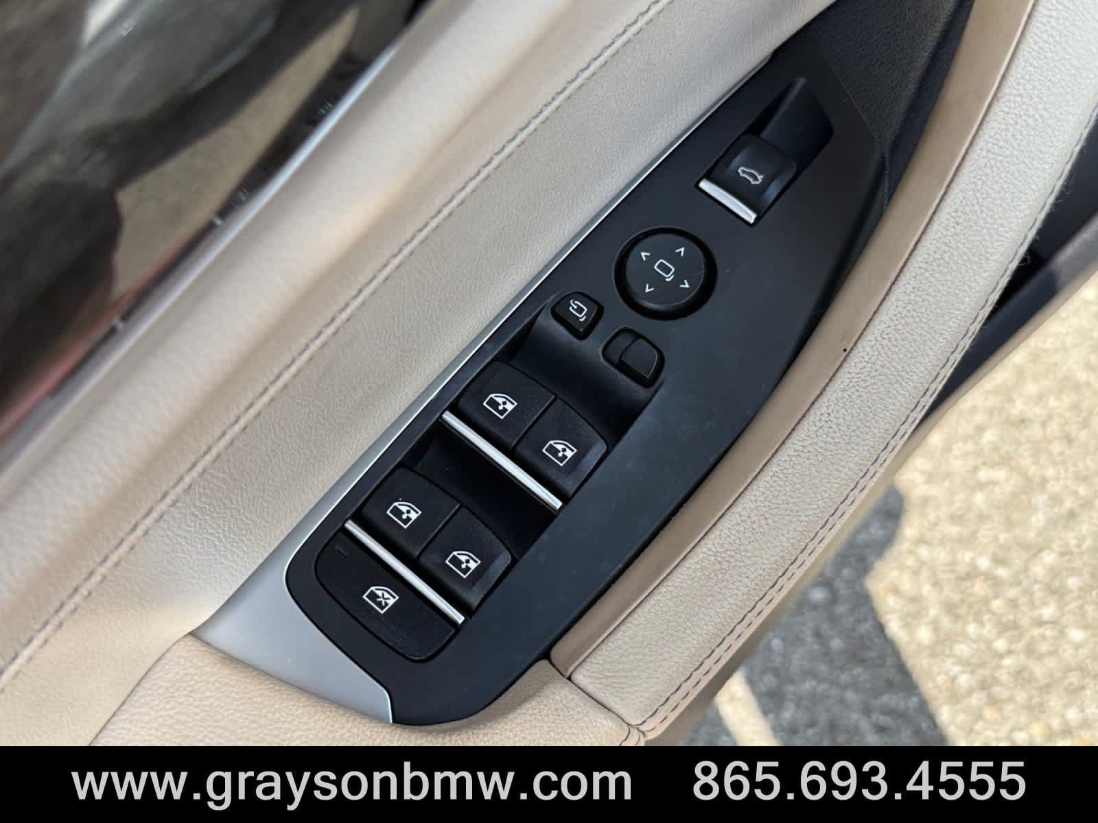 Used 2019 BMW X3 xDrive30i w/ Premium Package AWD/4WD image 16