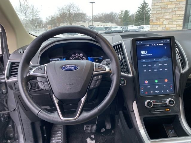 Certified 2024 Ford Edge SEL image 12