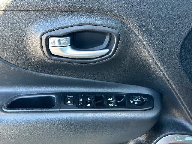 Used 2022 Jeep Renegade Sport w/ Sport Appearance Group AWD/4WD image 30