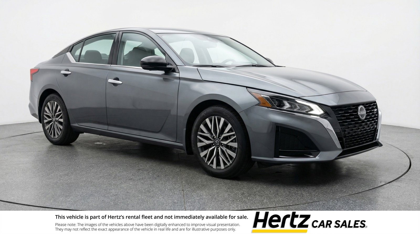 Used 2025 Nissan Altima 2.5 SV image 1