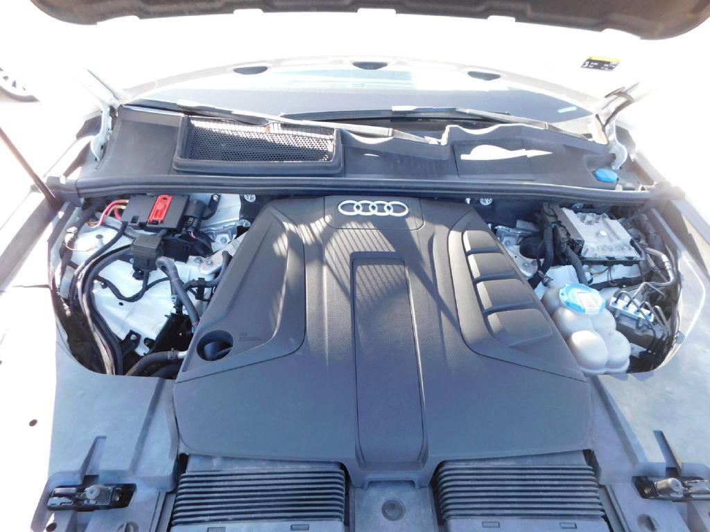 Used 2017 Audi Q7 2.0T Premium Plus w/ Premium Plus Package AWD/4WD image 13