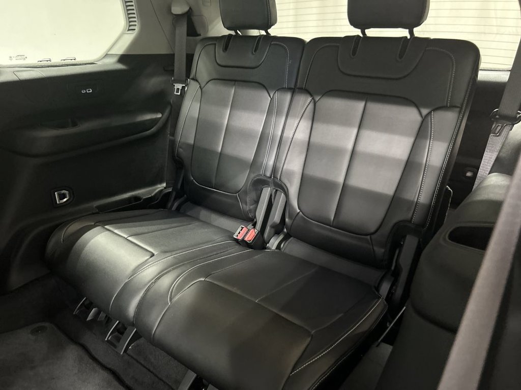 Used 2022 Jeep Grand Cherokee L Limited AWD/4WD image 22